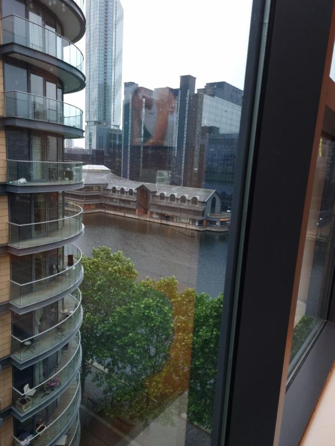 Luxury Waterside Apartment Canary Wharf London Exterior foto